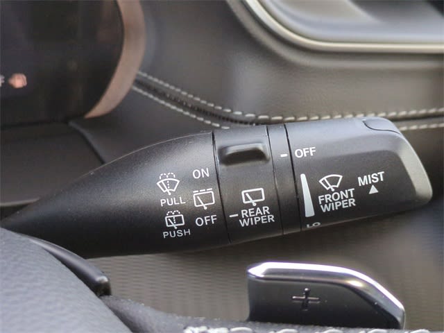 Thumbnail: 2025 Jeep Grand Cherokee - 16