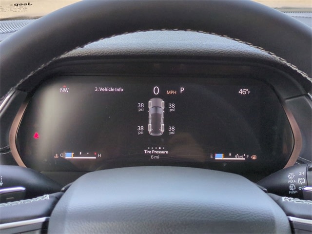 Thumbnail: 2025 Jeep Grand Cherokee - 17