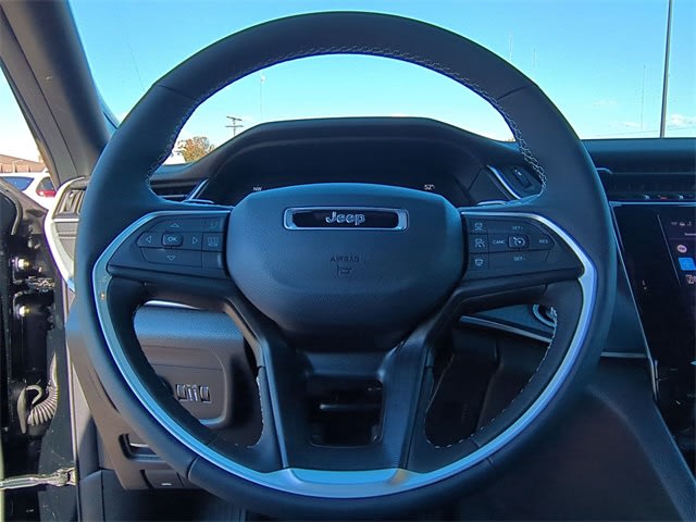 Thumbnail: 2025 Jeep Grand Cherokee - 14