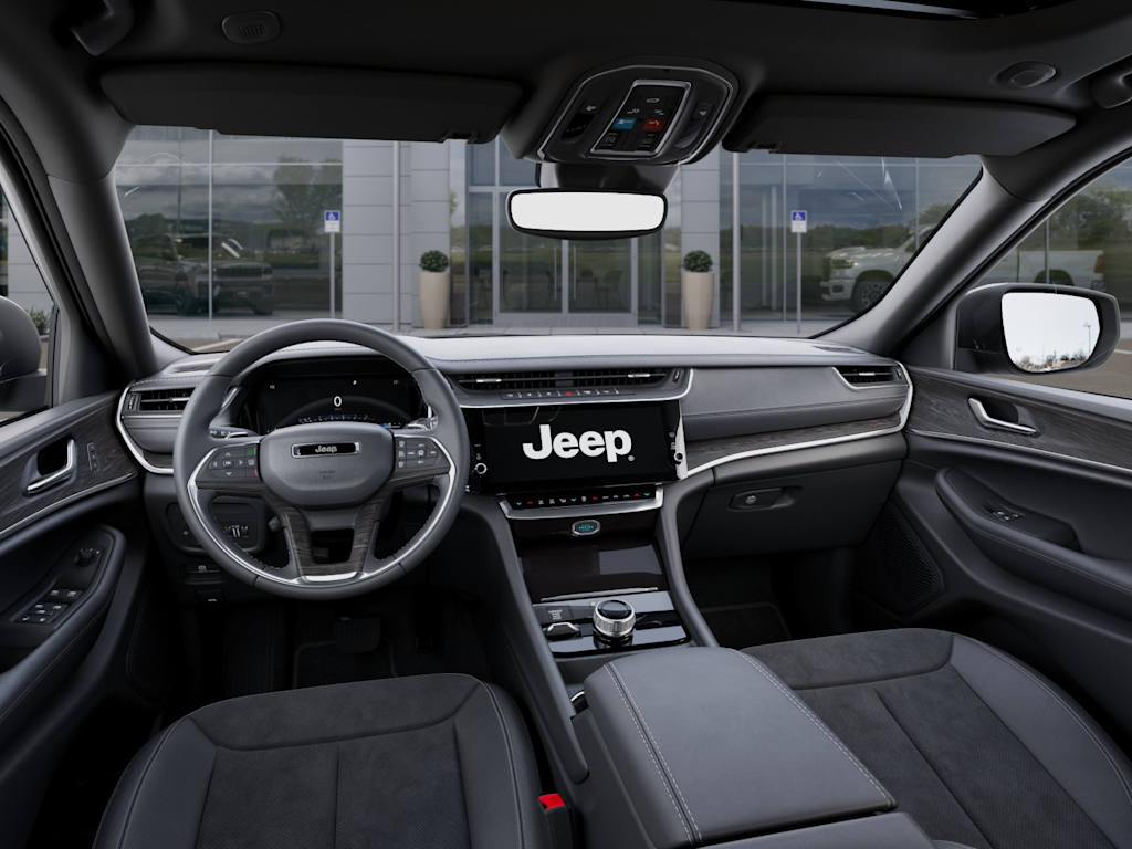 Thumbnail: 2026 Jeep Grand Cherokee - 2