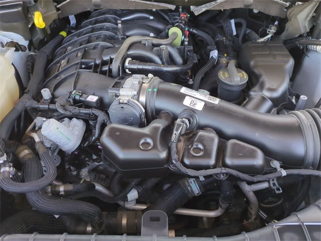 Thumbnail: 2023 Jeep Grand Cherokee - 9