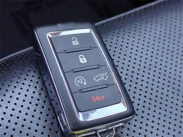 Thumbnail: 2023 Jeep Grand Cherokee - 19