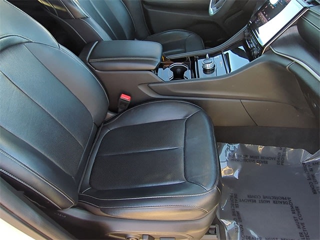 Thumbnail: 2023 Jeep Grand Cherokee - 12