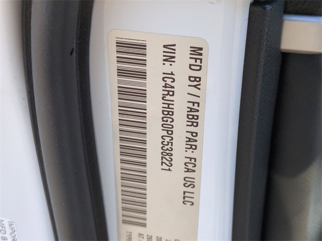 Thumbnail: 2023 Jeep Grand Cherokee - 20