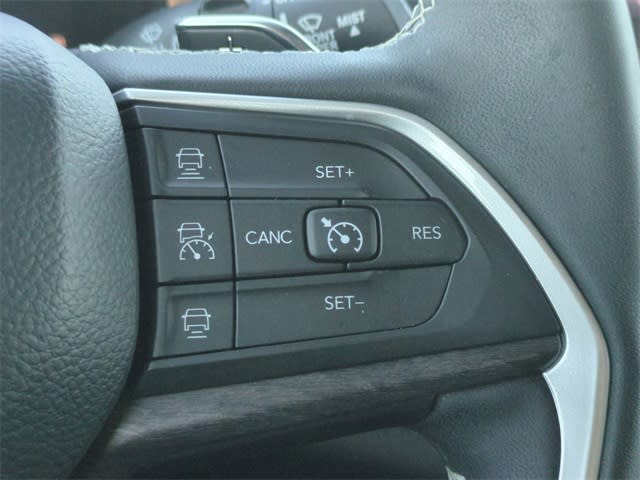 Thumbnail: 2023 Jeep Grand Cherokee - 31