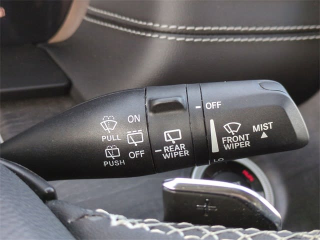 Thumbnail: 2023 Jeep Grand Cherokee - 16