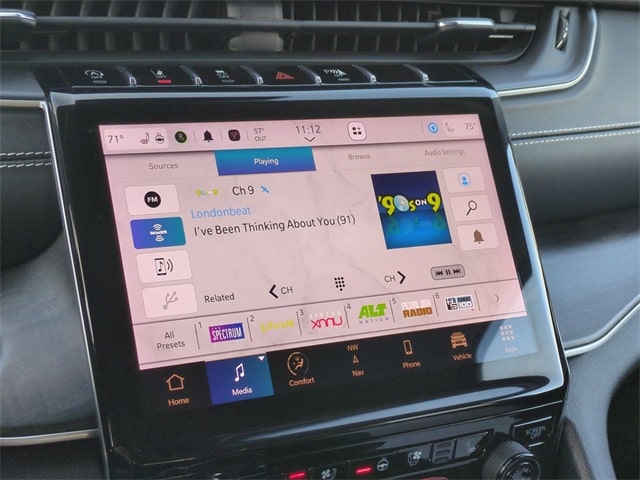 Thumbnail: 2023 Jeep Grand Cherokee - 15