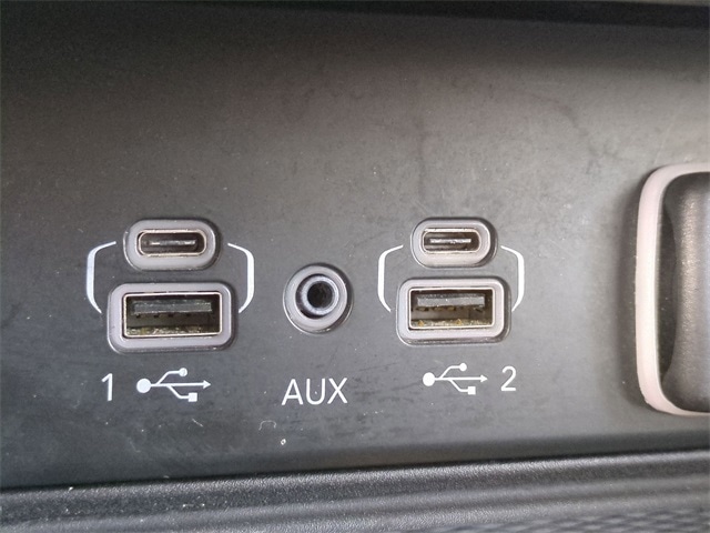 Thumbnail: 2023 Jeep Grand Cherokee - 34