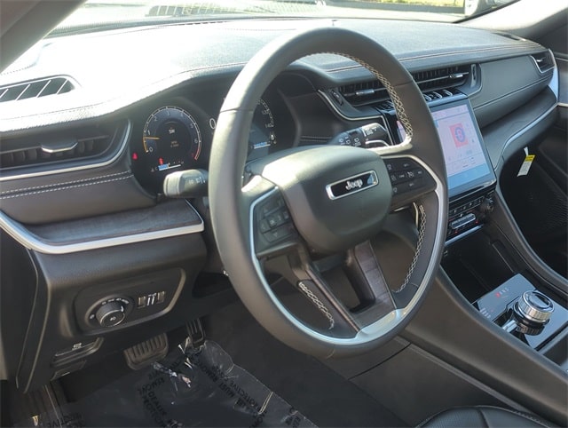 Thumbnail: 2025 Jeep Grand Cherokee - 2