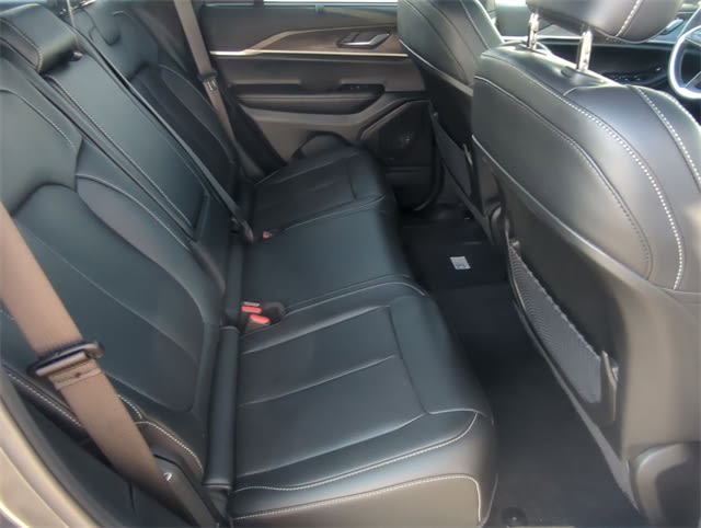 Thumbnail: 2025 Jeep Grand Cherokee - 30