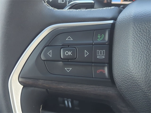 Thumbnail: 2025 Jeep Grand Cherokee - 32