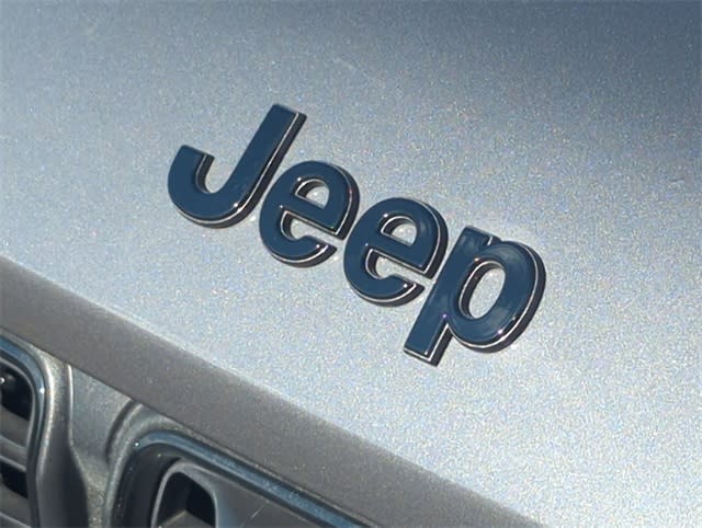 Thumbnail: 2025 Jeep Grand Cherokee - 25