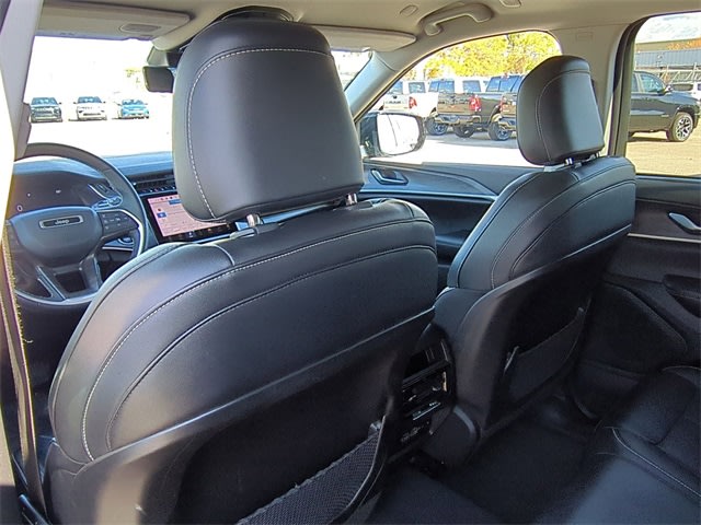 Thumbnail: 2023 Jeep Grand Cherokee - 12