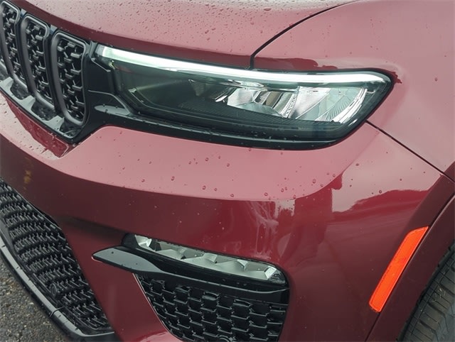 Thumbnail: 2025 Jeep Grand Cherokee - 22