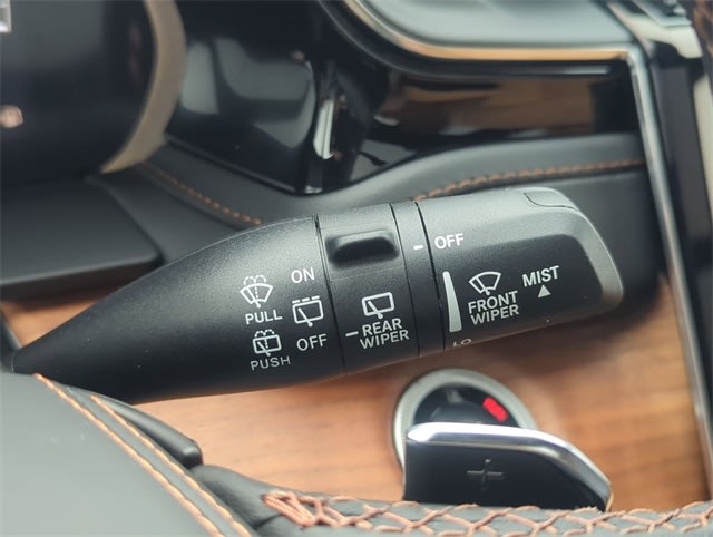 Thumbnail: 2025 Jeep Grand Cherokee - 31