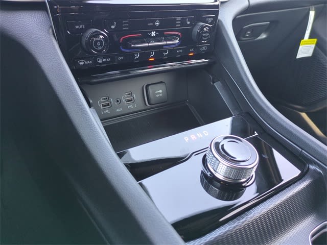 Thumbnail: 2025 Jeep Grand Cherokee L - 15