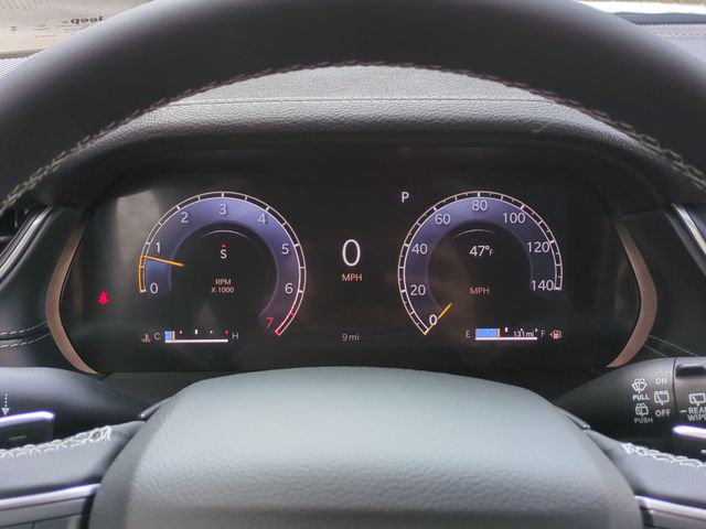 Thumbnail: 2025 Jeep Grand Cherokee L - 16