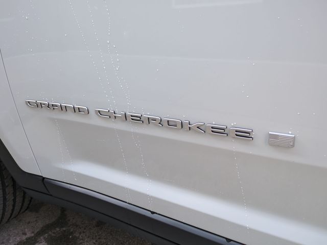 Thumbnail: 2025 Jeep Grand Cherokee L - 25