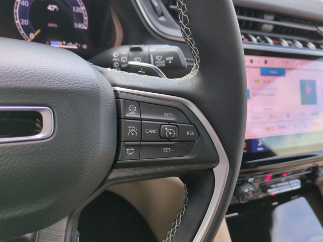 Thumbnail: 2025 Jeep Grand Cherokee L - 30