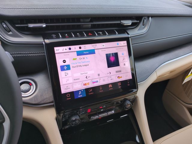 Thumbnail: 2025 Jeep Grand Cherokee L - 15