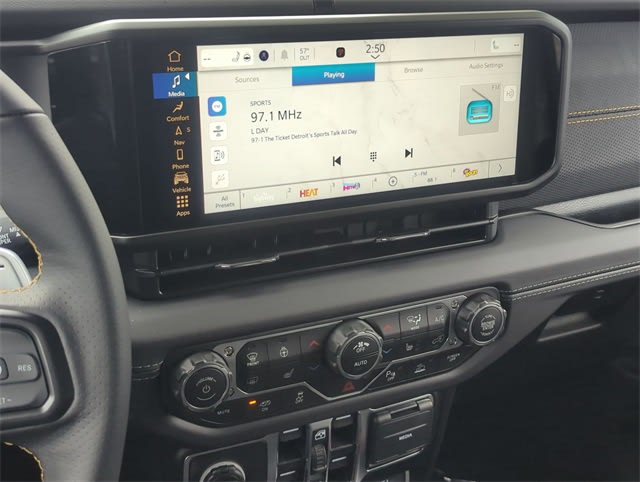 Thumbnail: 2025 Jeep Wrangler - 14