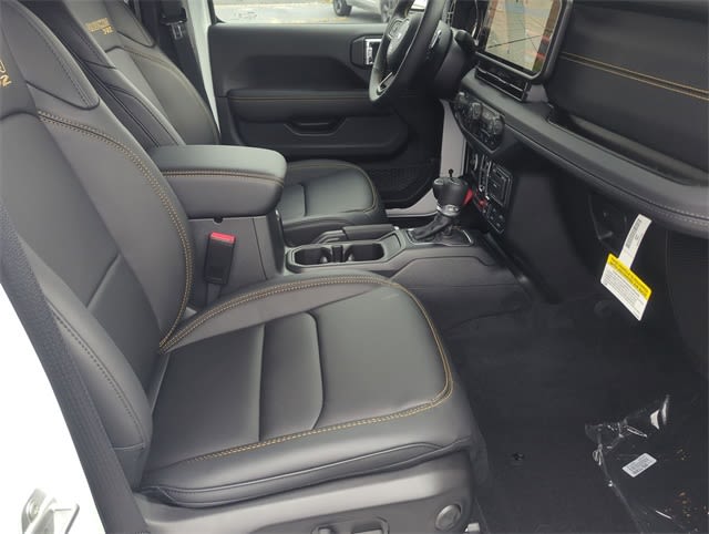 Thumbnail: 2025 Jeep Wrangler - 11