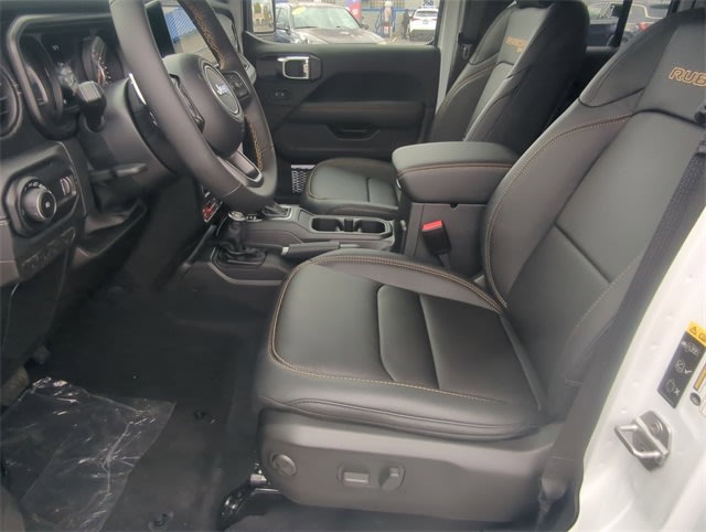 Thumbnail: 2025 Jeep Wrangler - 10