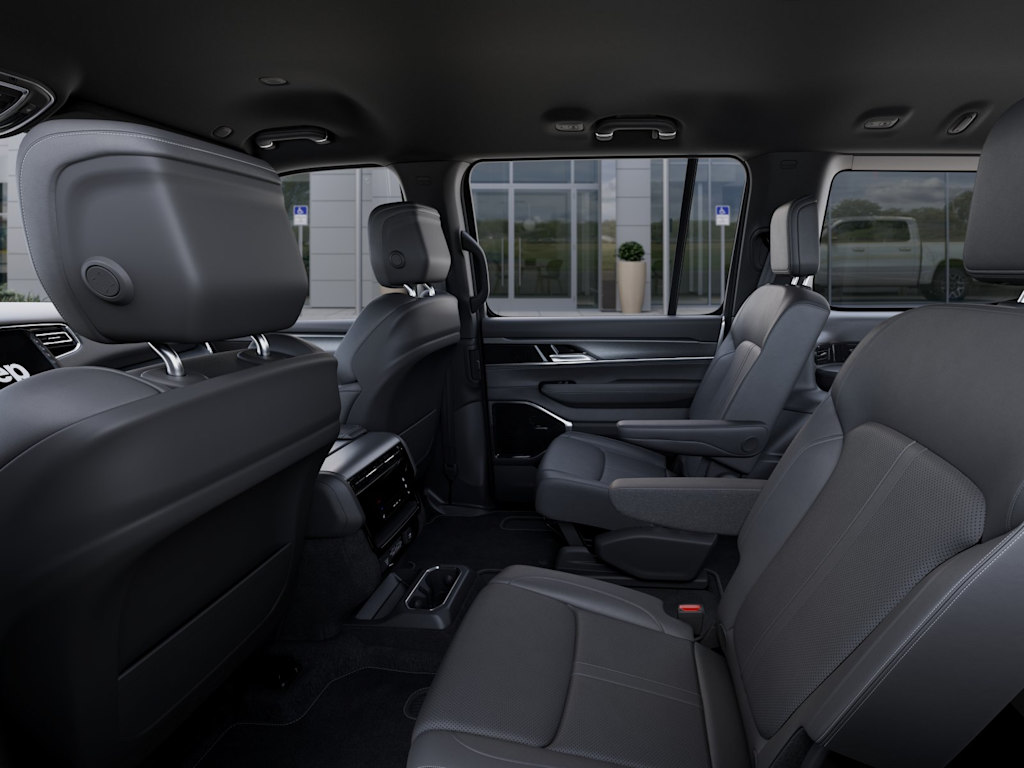 Thumbnail: 2026 Jeep Grand Wagoneer - 24