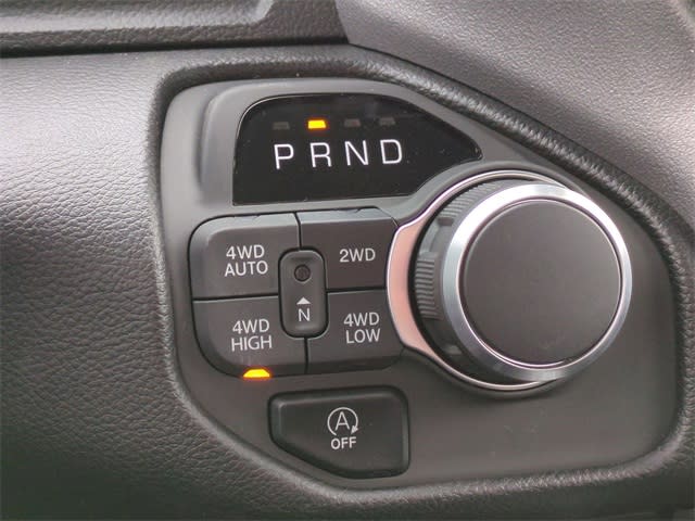 Thumbnail: 2025 RAM 1500 - 34