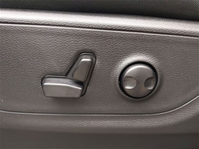 Thumbnail: 2025 RAM 1500 - 27