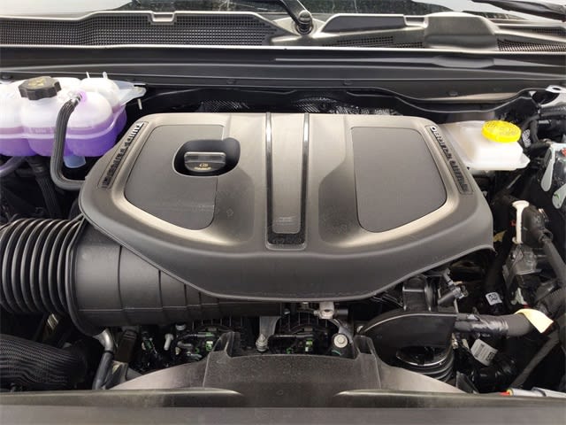 Thumbnail: 2025 RAM 1500 - 9