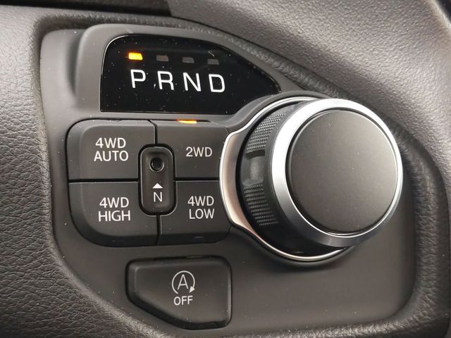 Thumbnail: 2025 RAM 1500 - 34
