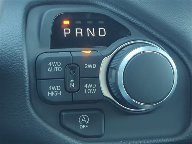 Thumbnail: 2026 RAM 1500 - 15