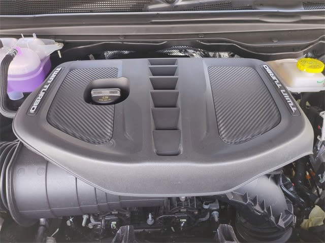 Thumbnail: 2025 RAM 1500 - 9