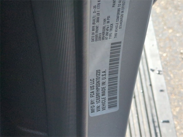 Thumbnail: 2025 RAM 1500 - 18