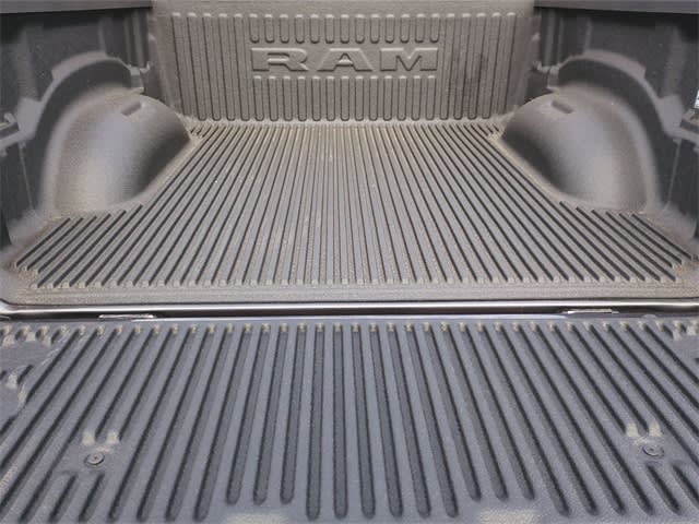 Thumbnail: 2025 RAM 1500 - 17