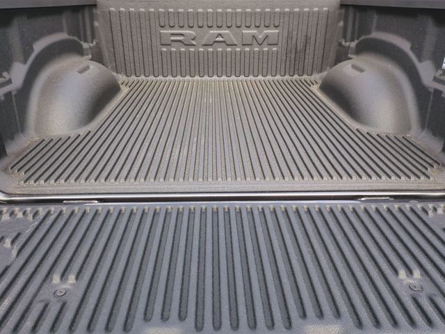 Thumbnail: 2025 RAM 1500 - 17