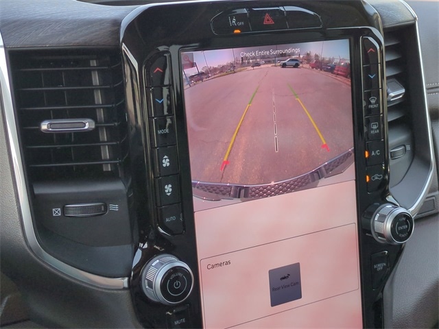 Thumbnail: 2025 RAM 1500 - 33