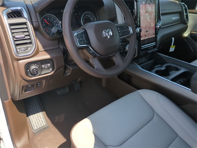 Thumbnail: 2025 RAM 1500 - 2