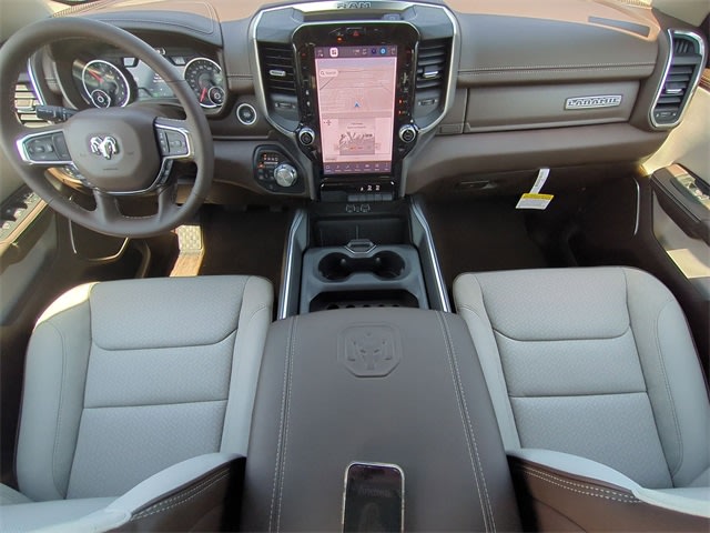 Thumbnail: 2025 RAM 1500 - 10