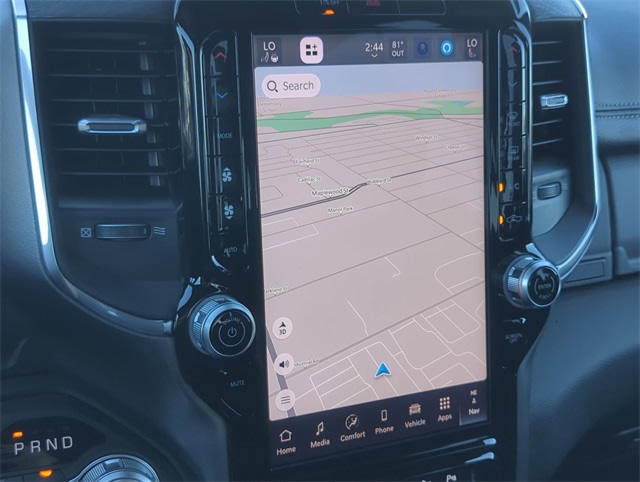 Thumbnail: 2025 RAM 1500 - 32