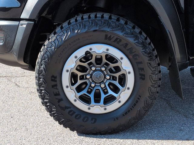 Thumbnail: 2025 RAM 1500 - 8