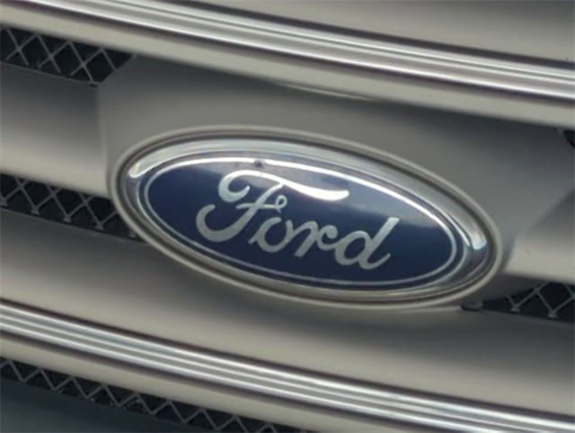 Thumbnail: 2016 Ford Taurus - 7