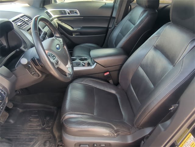 Thumbnail: 2014 Ford Explorer - 9