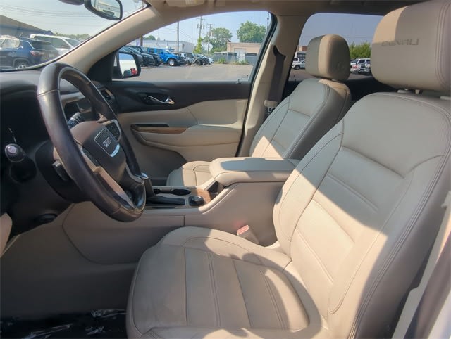 Thumbnail: 2017 GMC Acadia - 9