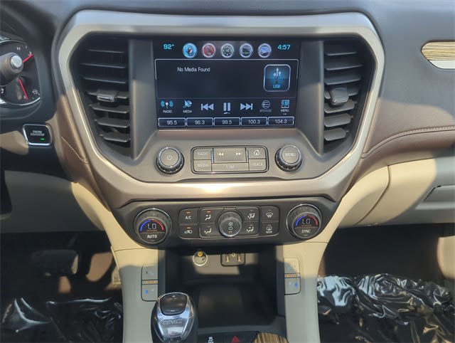 Thumbnail: 2017 GMC Acadia - 13
