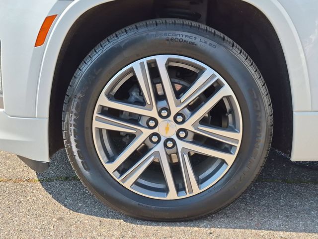Thumbnail: 2023 Chevrolet Traverse - 8
