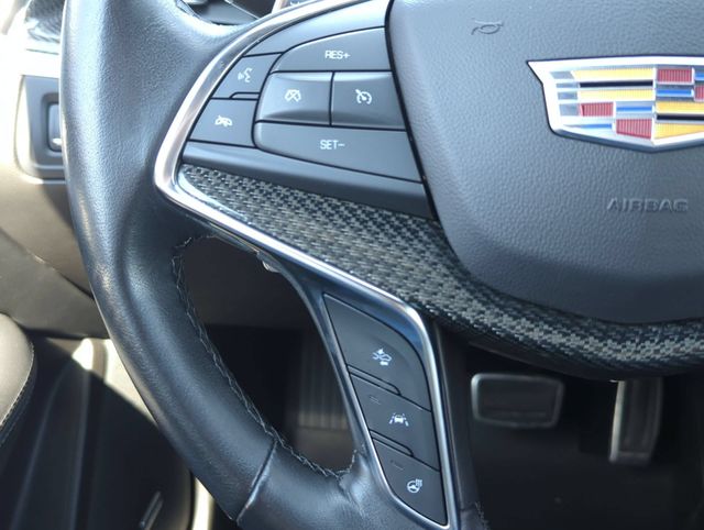 Thumbnail: 2023 Cadillac XT5 - 29