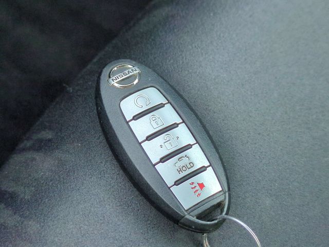 Thumbnail: 2019 Nissan Altima - 19
