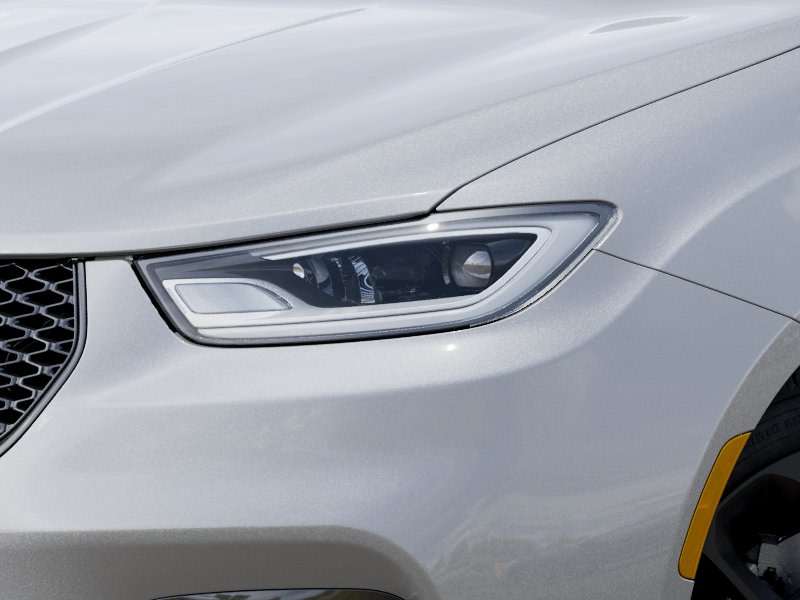 Thumbnail: 2026 Chrysler Pacifica - 17
